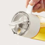 Wholesale 550ml Glass Cooking Oil Dispenser Oil And Vinegar Dispenser Glass Sauce Olive Oil Dispenser For Kitchen
