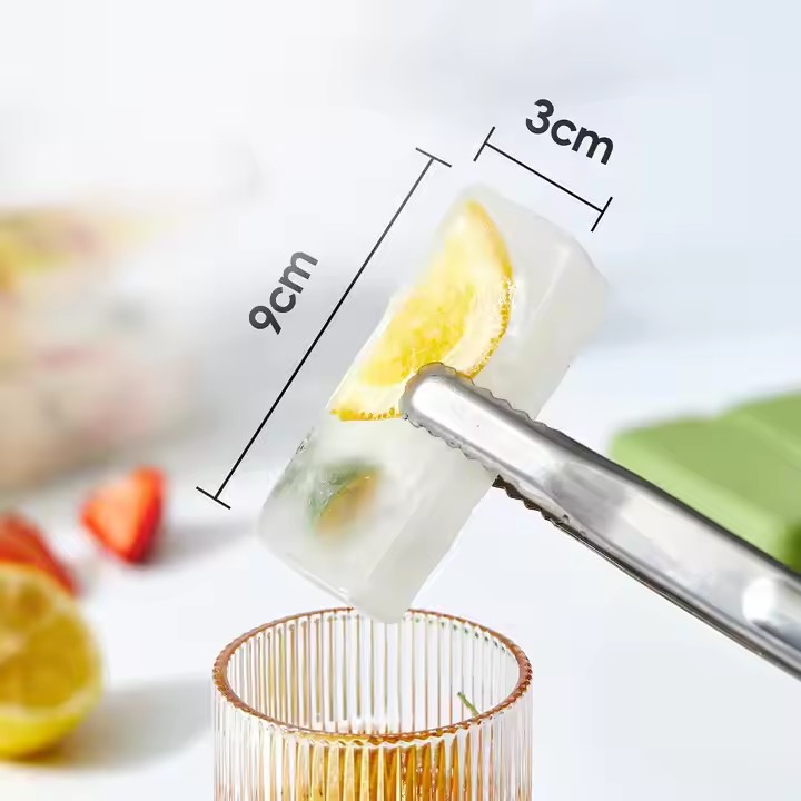 Household 4 Cavity Silicone Ice Cube Molds Tray with Lid DIY Large Ice Cube Maker Heat Resistance Complementary Food Steamed Cake Mold