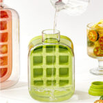 Household Reusable Square Fruit Ice Cube Maker Tray Portable Ice Juice Bottle straw Multi-functional Ice Cube Maker Mold for Freezer With Container