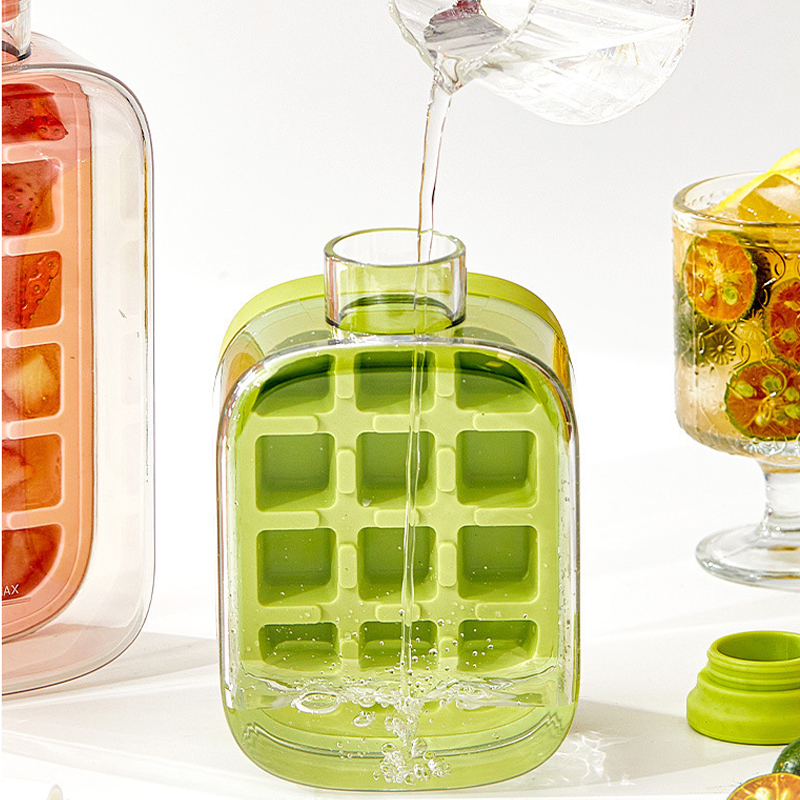 Household Reusable Square Fruit Ice Cube Maker Tray Portable Ice Juice Bottle straw Multi-functional Ice Cube Maker Mold for Freezer With Container