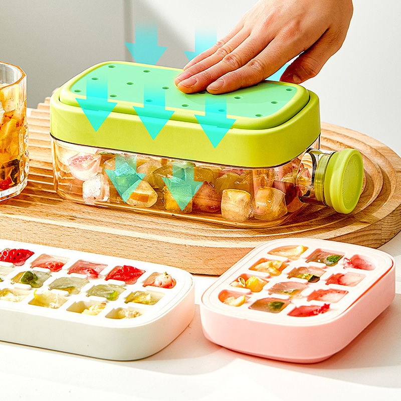 Household Reusable Square Fruit Ice Cube Maker Tray Portable Ice Juice Bottle straw Multi-functional Ice Cube Maker Mold for Freezer With Container