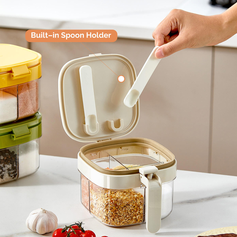 Household 4 compartment Condiment Bottle Plastic Clear Sealed Salt shaker jar spice box Salt Pepper Sugar Container Sealed Seasoning canister
