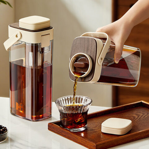 Large Capacity Cold Brew Container Jug Portable handheld Tea and Fruit pitcher cold water kettle Multifunction Fruit Tea Filter Pitcher Jar