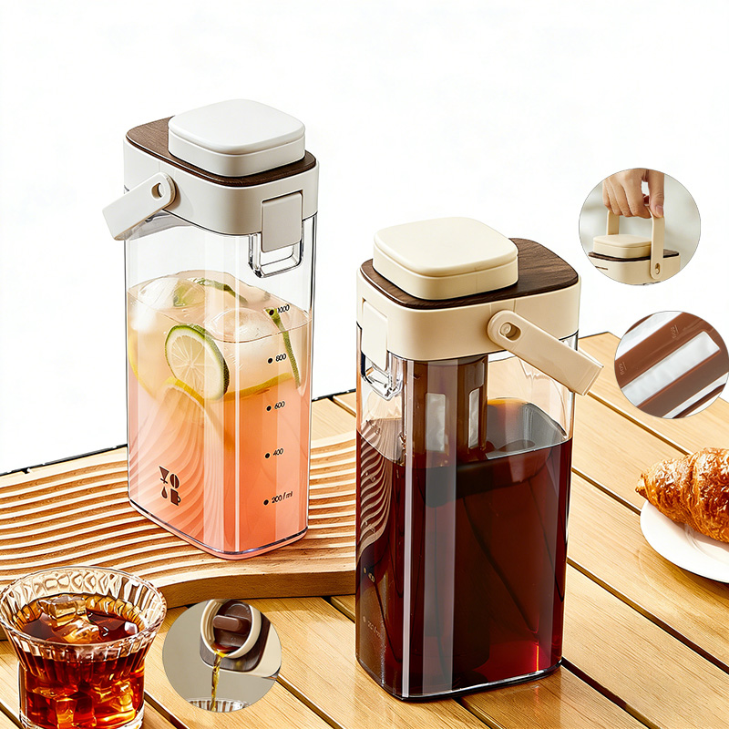 Large Capacity Cold Brew Container Jug Portable handheld Tea and Fruit pitcher cold water kettle Multifunction Fruit Tea Filter Pitcher Jar